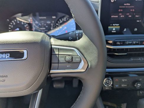 New 2026 Jeep Compass Latitude image 23