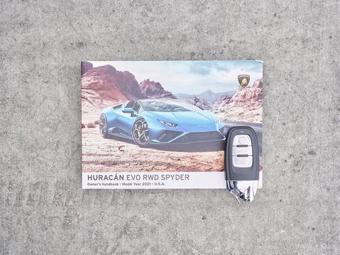 Used 2021 Lamborghini Huracan EVO image 67