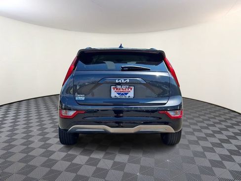 Used 2023 Kia Niro Wind w/ Wind Preserve Package FWD image 5