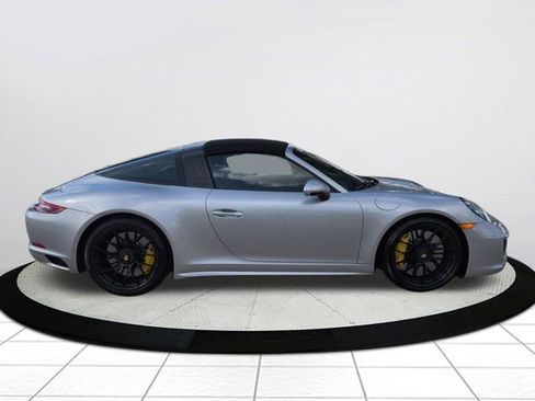 Used 2018 Porsche 911 Targa 4 GTS image 2
