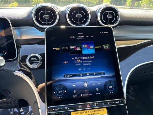 Certified 2025 Mercedes-Benz GLC 300 4MATIC image 22