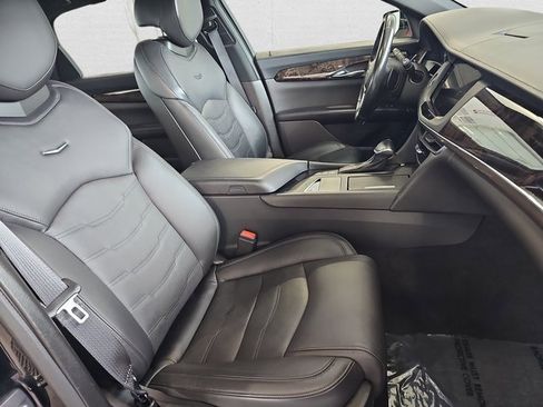 Used 2018 Cadillac CT6 Luxury image 10