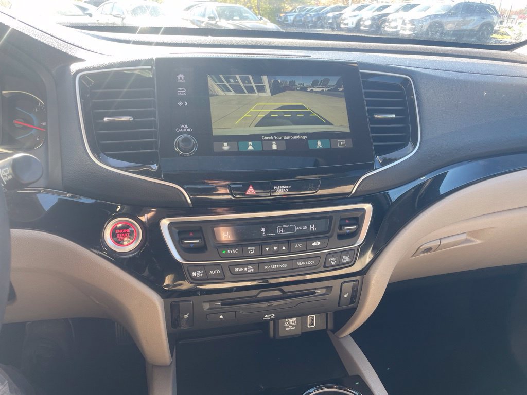 Used 2020 Honda Pilot Touring image 21