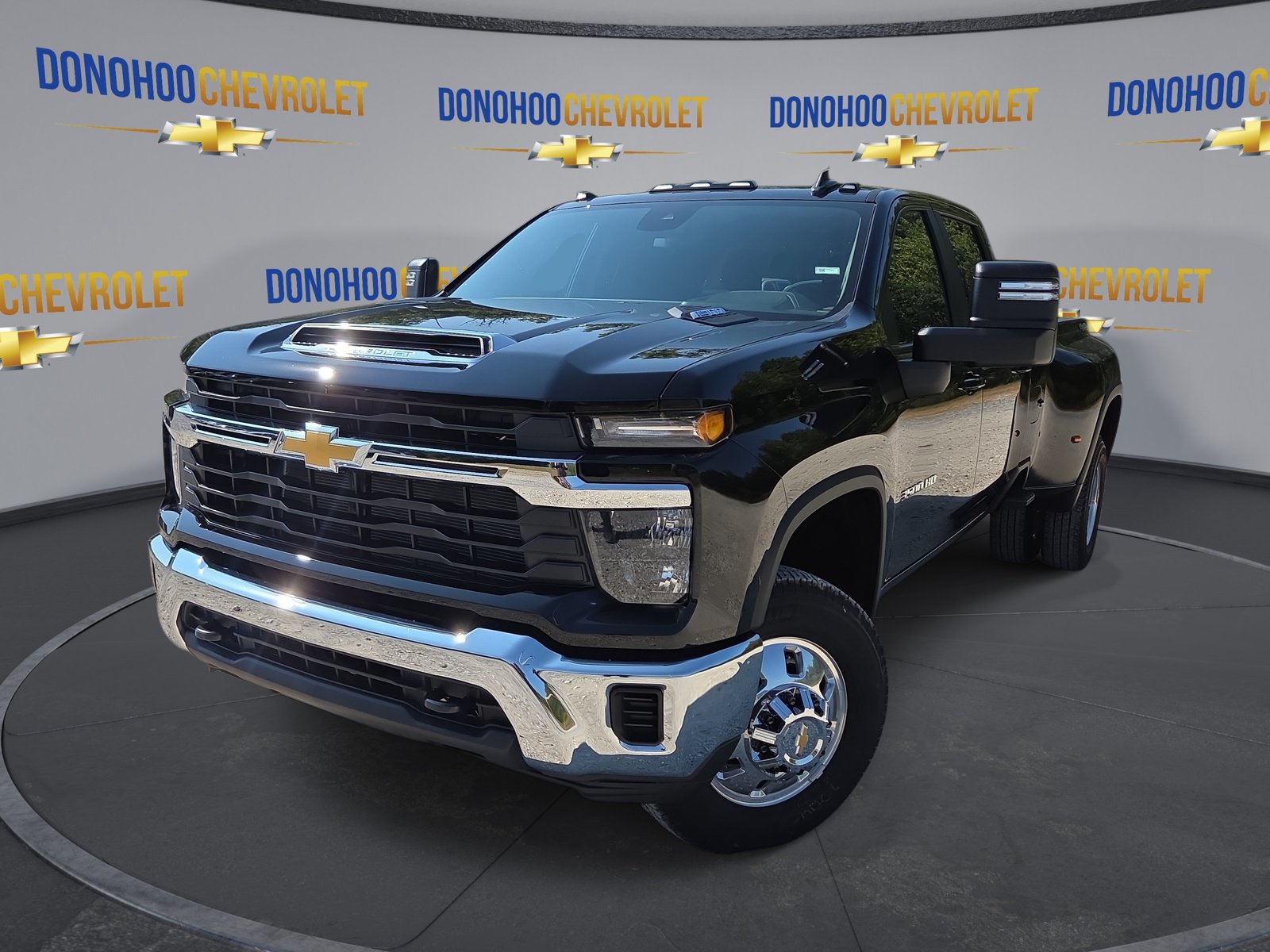 New 2026 Chevrolet Silverado 3500 LT AWD/4WD image 4