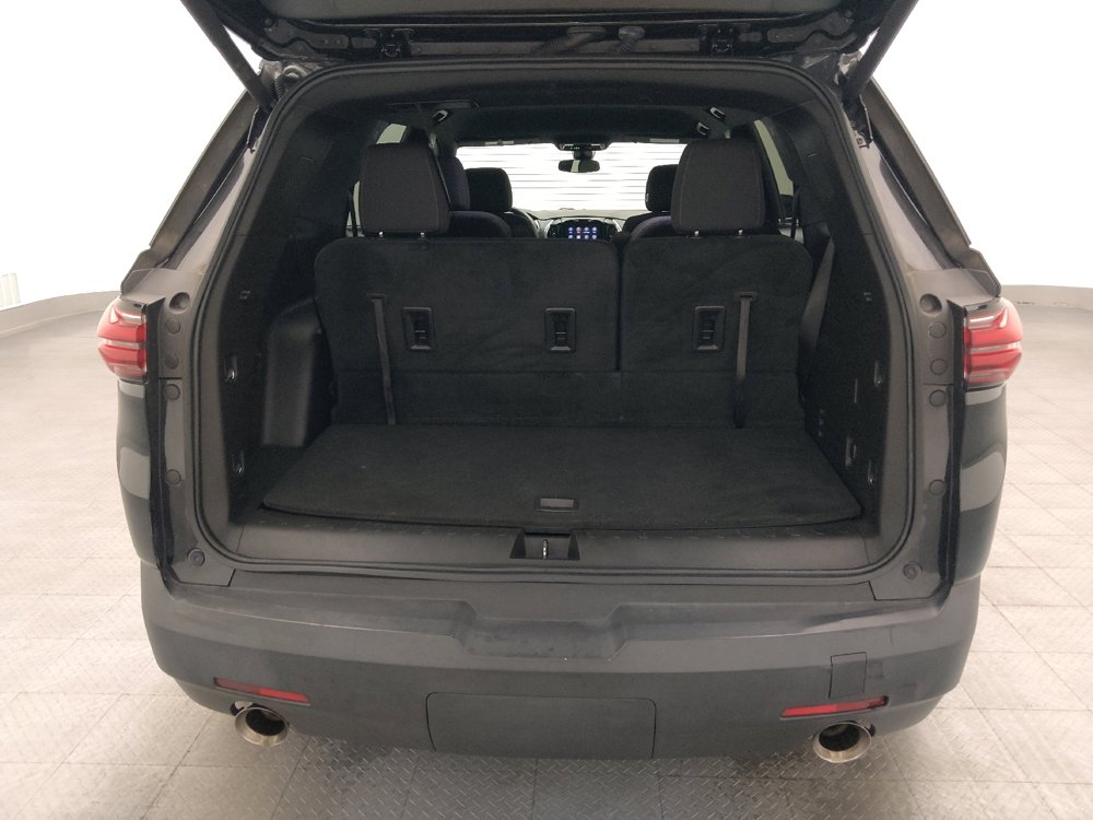 Used 2023 Chevrolet Traverse LT FWD image 29