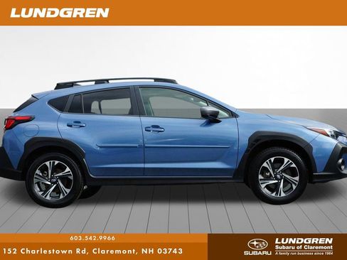 Used 2024 Subaru Crosstrek 2.0i Premium image 2