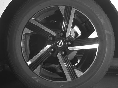 Used 2025 Nissan Sentra SV FWD image 14