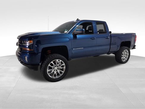 Used 2018 Chevrolet Silverado 1500 LT w/ All Star Edition AWD/4WD image 20