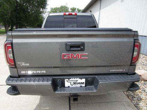 Used 2017 GMC Sierra 1500 Denali AWD/4WD image 6