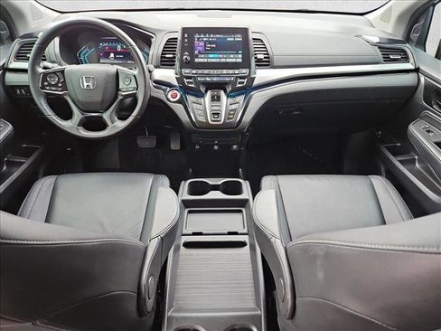 Used 2021 Honda Odyssey Touring image 19