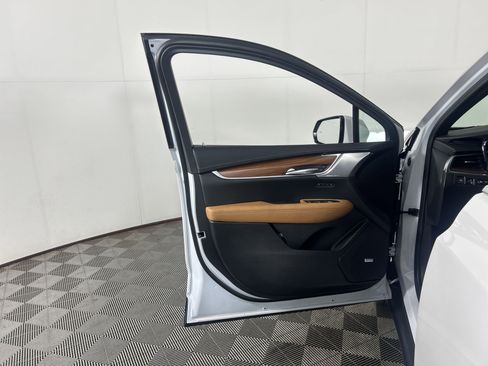New 2025 Cadillac XT5 Premium Luxury w/ Technology Package image 29