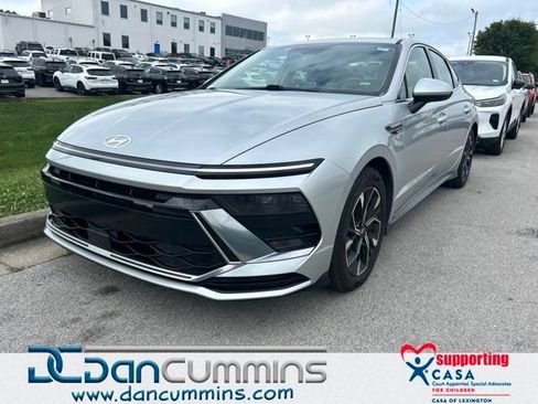 Used 2024 Hyundai Sonata SEL FWD image 1