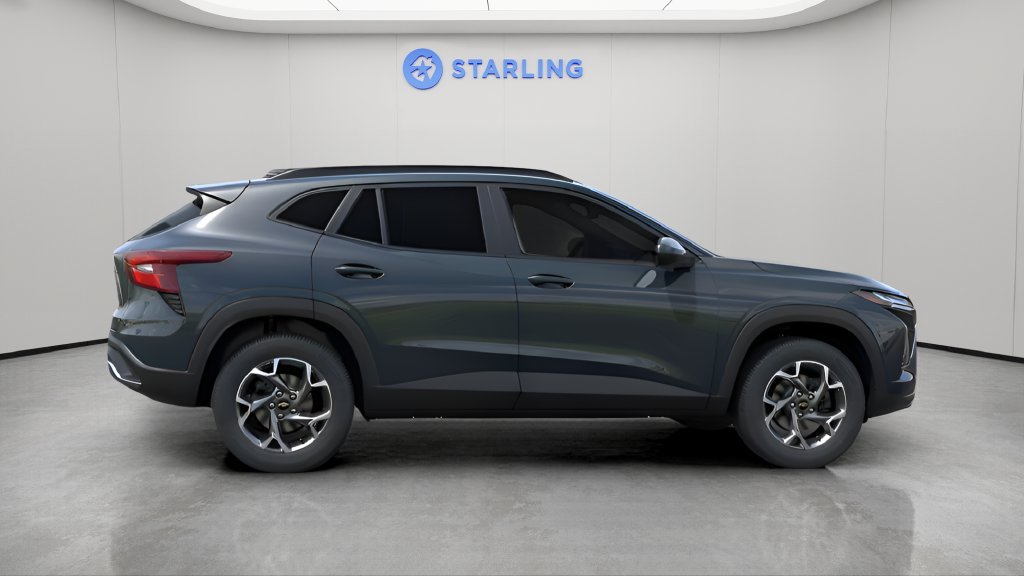 New 2026 Chevrolet Trax LT w/ LT Convenience Package FWD image 4