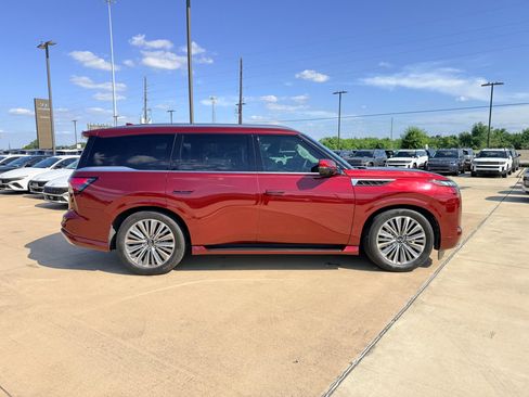 Used 2025 INFINITI QX80 Luxe RWD image 4