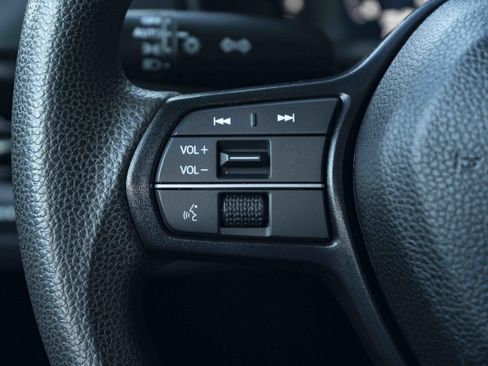 Used 2025 Honda Accord LX image 20