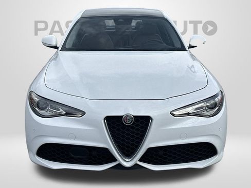 Used 2018 Alfa Romeo Giulia Ti Sport w/ Quick Order Package 22S Sport image 7