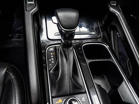 Used 2025 Kia Telluride S image 17