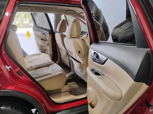 Used 2015 Nissan Rogue S FWD image 90