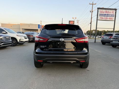 Used 2020 Nissan Rogue Sport S w/ Appearance Package FWD image 5