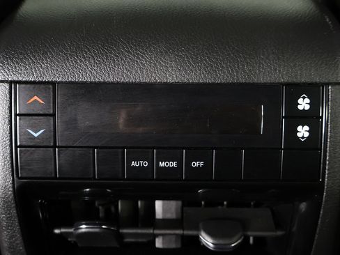 Used 2023 Jeep Grand Cherokee L Laredo AWD/4WD image 54
