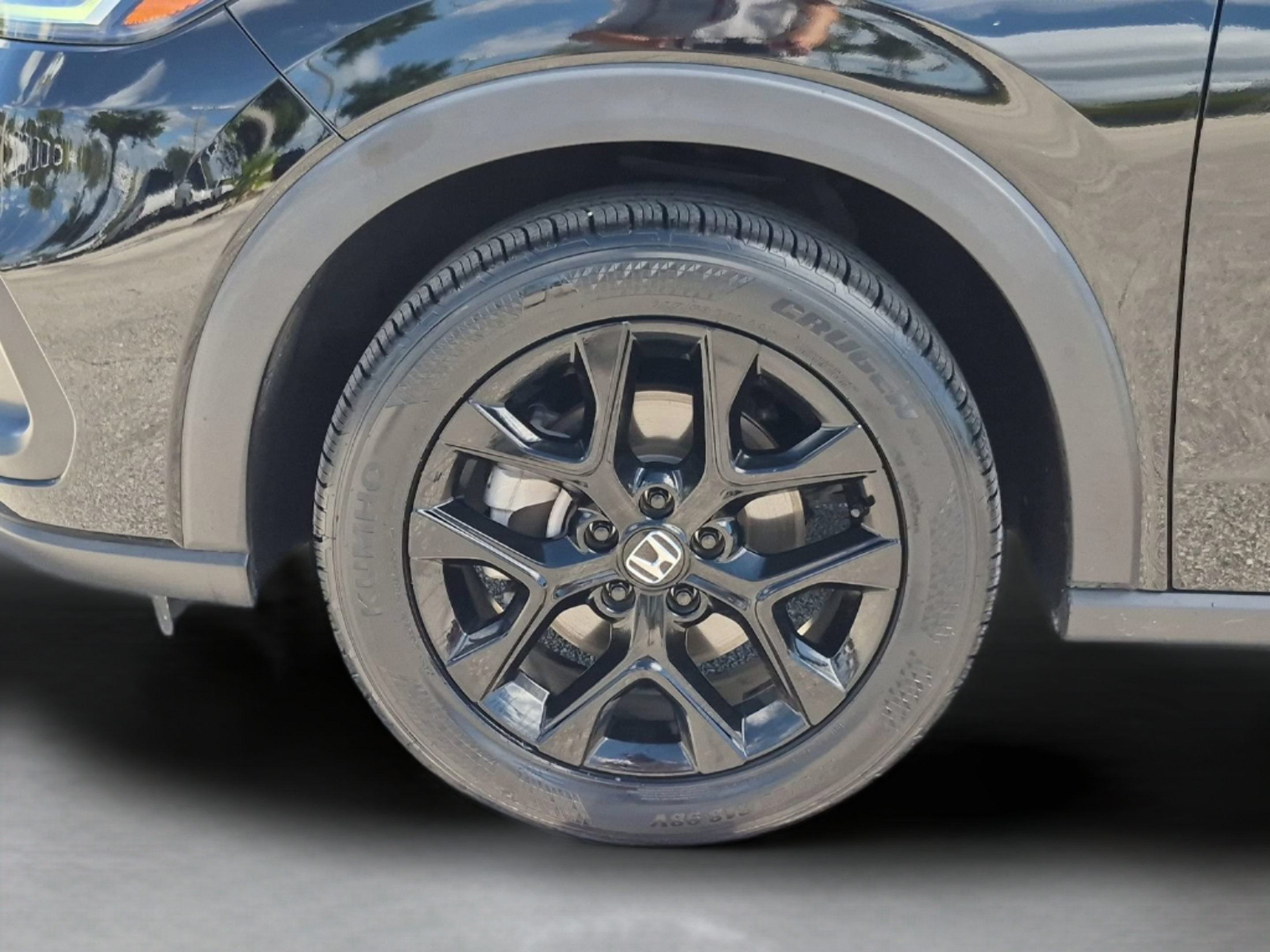 Certified 2025 Honda HR-V Sport image 32