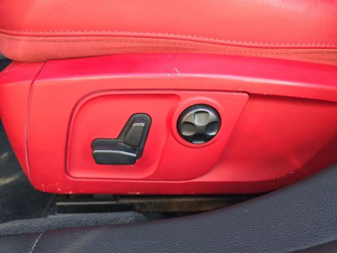 Used 2018 Maserati Quattroporte S GranLusso image 16