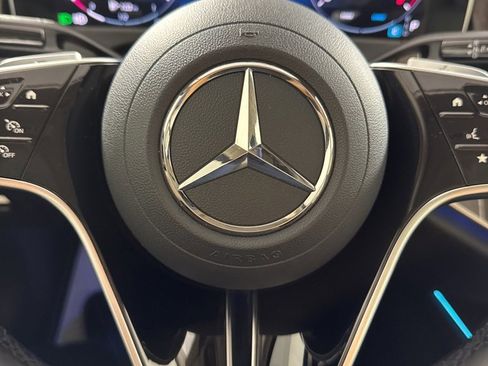 Certified 2025 Mercedes-Benz E 350 4MATIC Sedan image 32