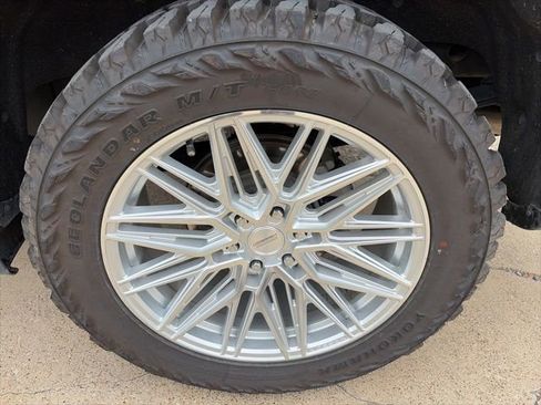 Used 2022 Chevrolet Silverado 1500 RST image 8