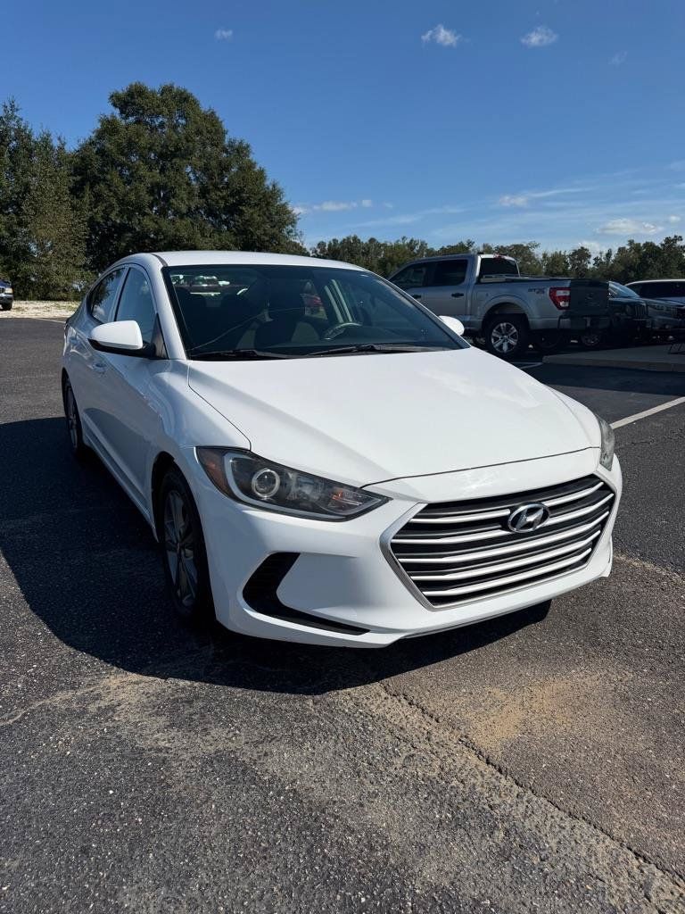 Used 2018 Hyundai Elantra SEL w/ Cargo Package FWD image 1