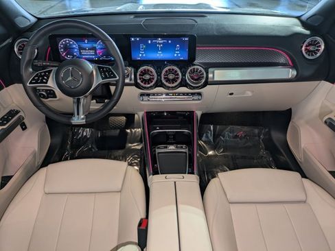 Used 2025 Mercedes-Benz GLB 250 image 18