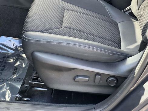 Used 2022 Subaru Forester Premium image 15
