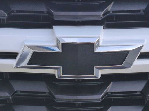 Used 2021 Chevrolet Colorado W/T w/ Custom Special Edition image 8