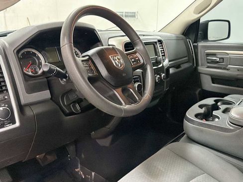 Used 2019 RAM 1500 Classic SLT AWD/4WD image 12