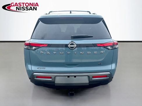 Used 2026 Nissan Pathfinder SL FWD image 7
