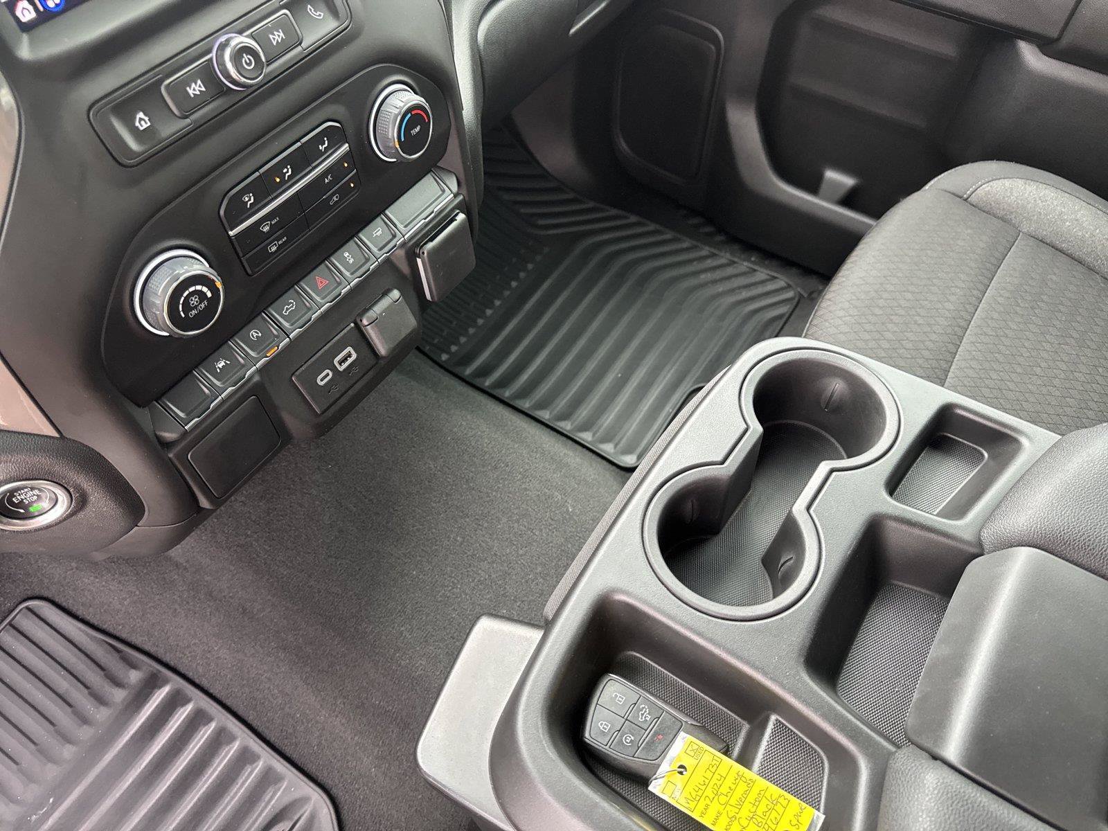 Used 2024 Chevrolet Silverado 1500 Custom RWD image 27