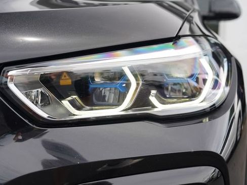 Used 2022 BMW X6 xDrive40i w/ Executive Package AWD/4WD image 15