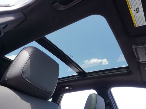 New 2025 Cadillac XT5 Premium Luxury w/ Technology Package image 13