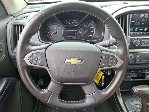 Used 2017 Chevrolet Colorado Z71 AWD/4WD image 20