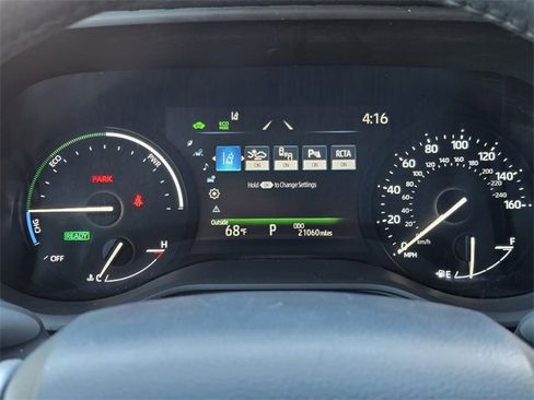 Used 2025 Toyota Sienna XLE image 12