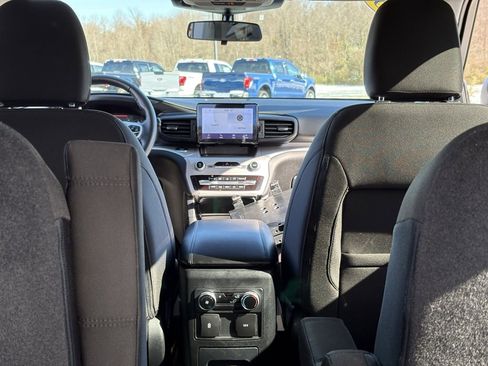 Used 2023 Ford Explorer XLT image 22