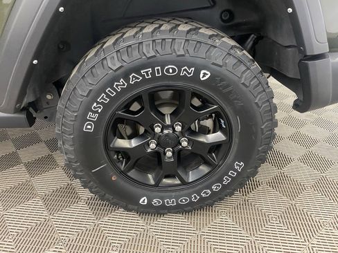 Used 2021 Jeep Wrangler Willys image 6