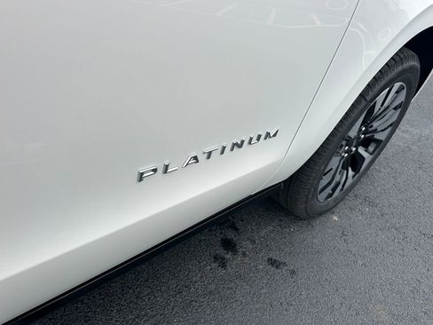 New 2025 Ford Expedition Max Platinum w/ Driver's Package image 35