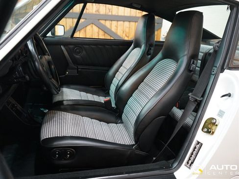 Used 1987 Porsche 911 Carrera RWD image 20