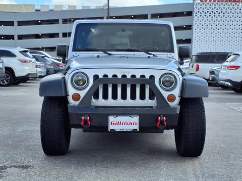 Used 2009 Jeep Wrangler Unlimited X RWD image 3