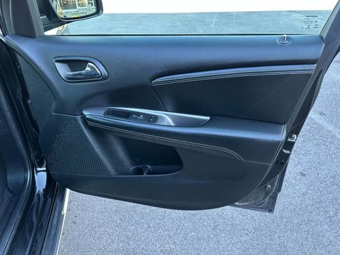 Used 2017 Dodge Journey Crossroad image 31