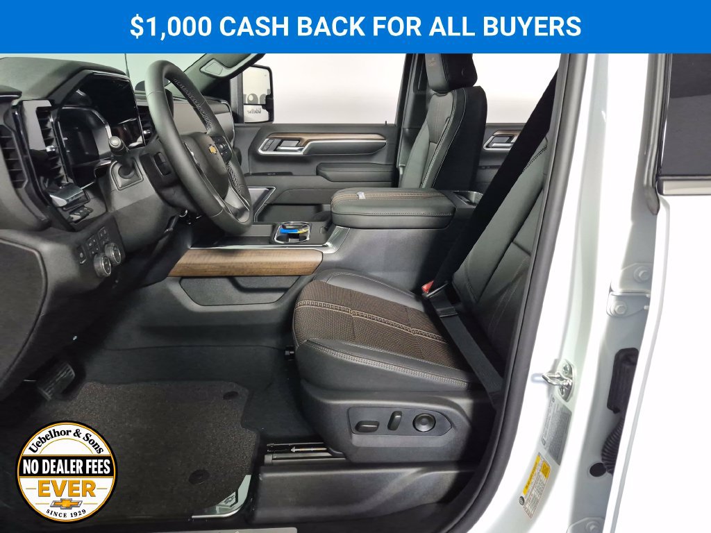 New 2026 Chevrolet Silverado 2500 High Country w/ High Country Premium Package AWD/4WD image 9