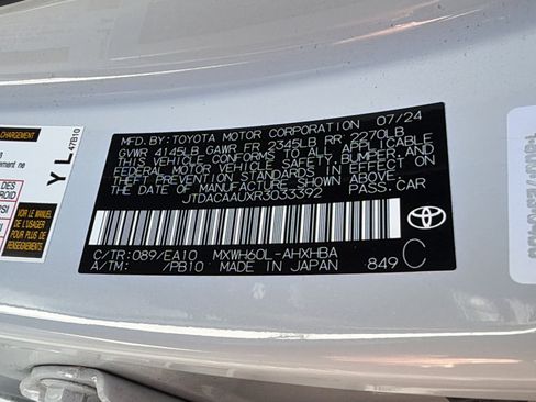 Used 2024 Toyota Prius Limited image 30