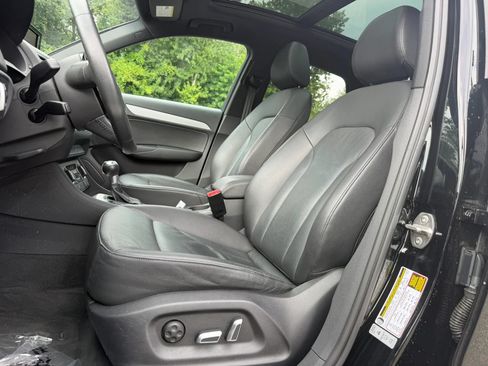 Used 2018 Audi Q3 2.0T Premium AWD/4WD image 11