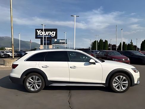 Used 2023 Audi A4 2.0T allroad Premium AWD/4WD image 3