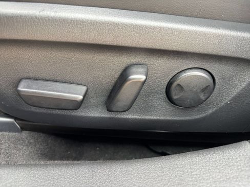Used 2026 MAZDA MAZDA3 s FWD image 22